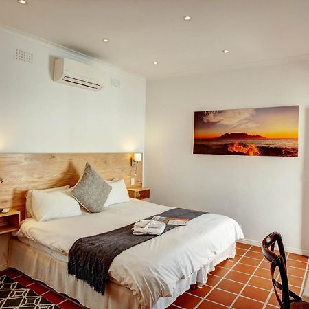 Albourne Guesthouse Somerset West Exterior photo